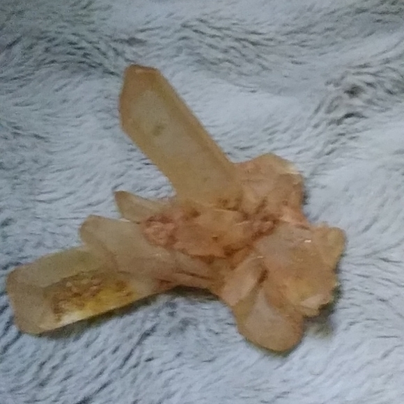 Quartz with hematite - Picture 3 of 5